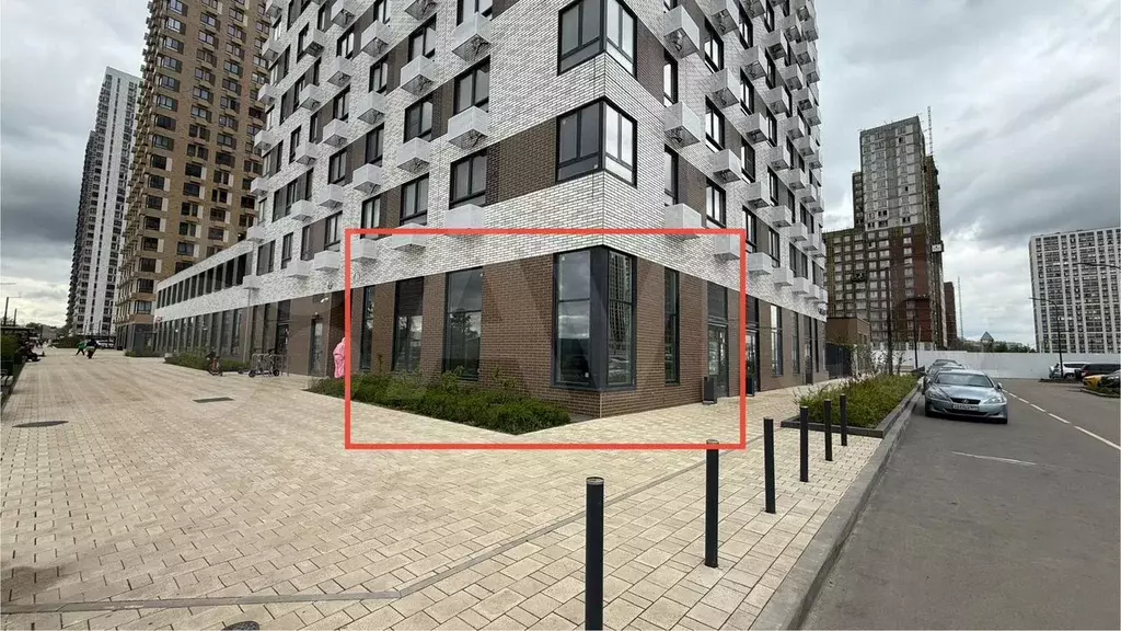 Угловое; 90м2; у пятерочки; рассрочка; с НДС 20  в - Фото 0