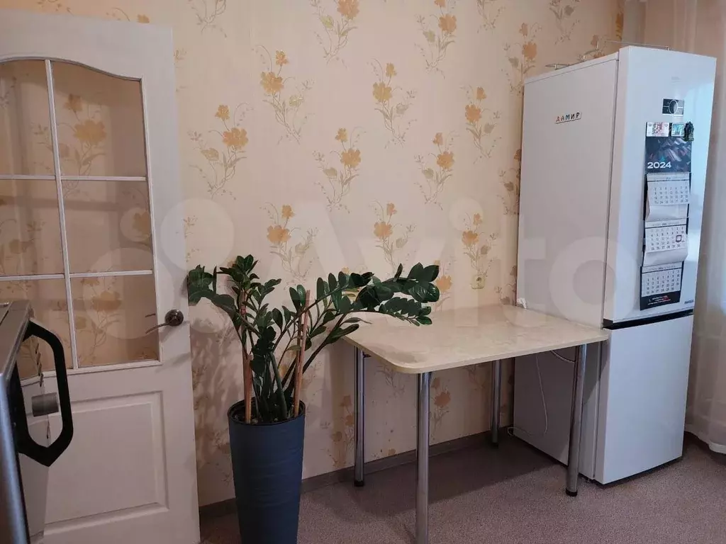 2-к. квартира, 61 м, 8/10 эт. - Фото 1
