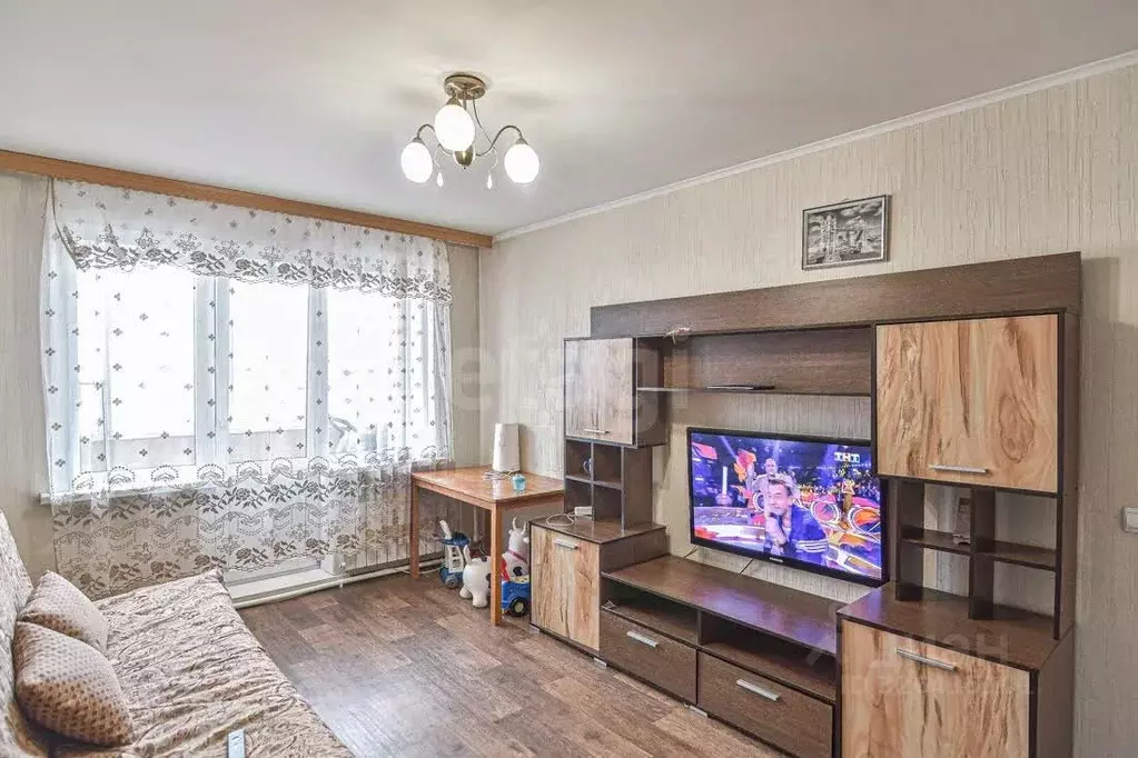 2-к кв. Сахалинская область, Южно-Сахалинск просп. Мира, 178 (44.5 м) - Фото 1