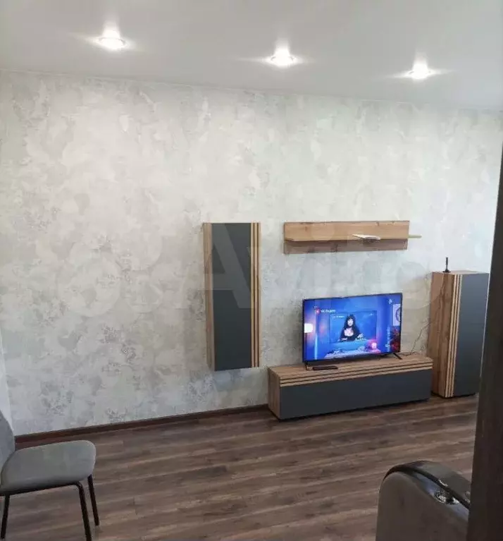 1-к. квартира, 34 м, 4/9 эт. - Фото 0