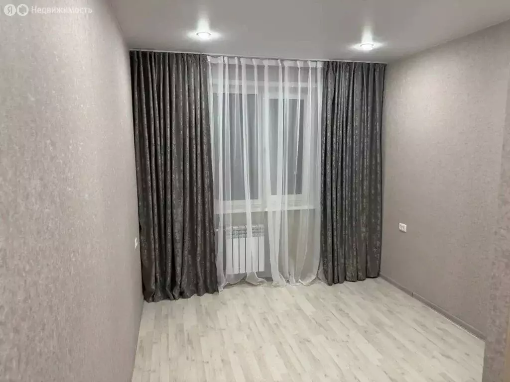 Квартира-студия: Красноярск, проспект Металлургов, 28В (12 м) - Фото 2