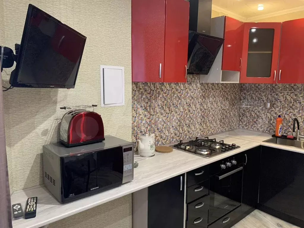 1-к. квартира, 45 м, 2/5 эт. - Фото 0