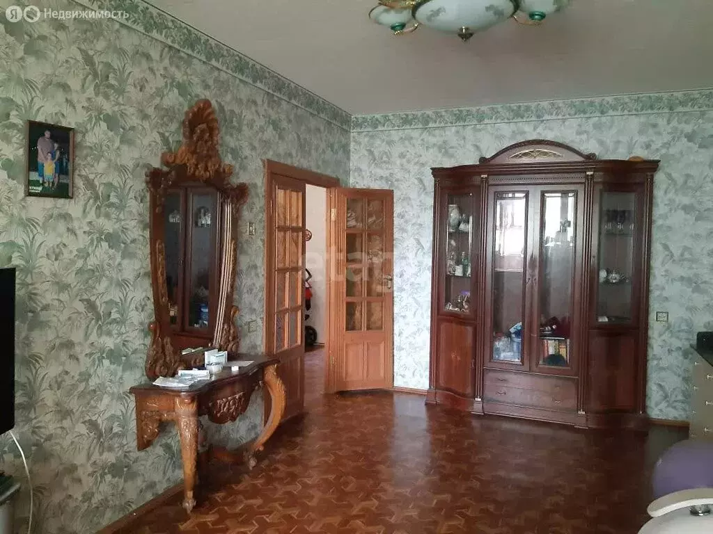 4-комнатная квартира: Астрахань, улица Баумана, 13 (92.3 м) - Фото 1