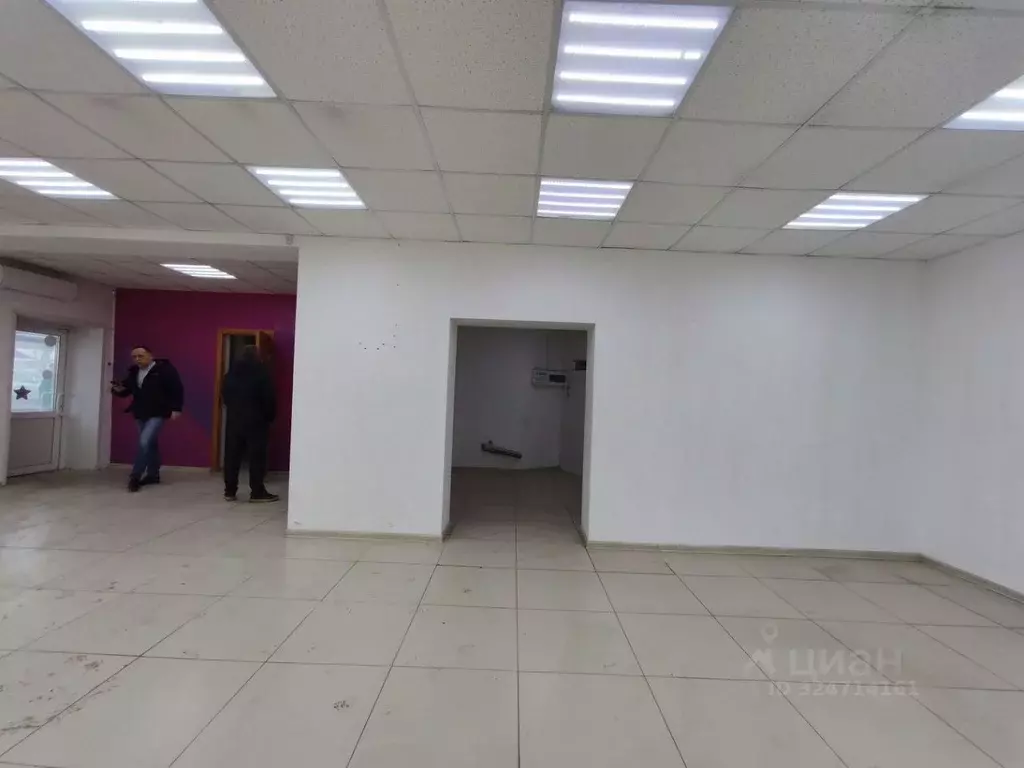 Помещение свободного назначения в Самарская область, Самара просп. ... - Фото 2