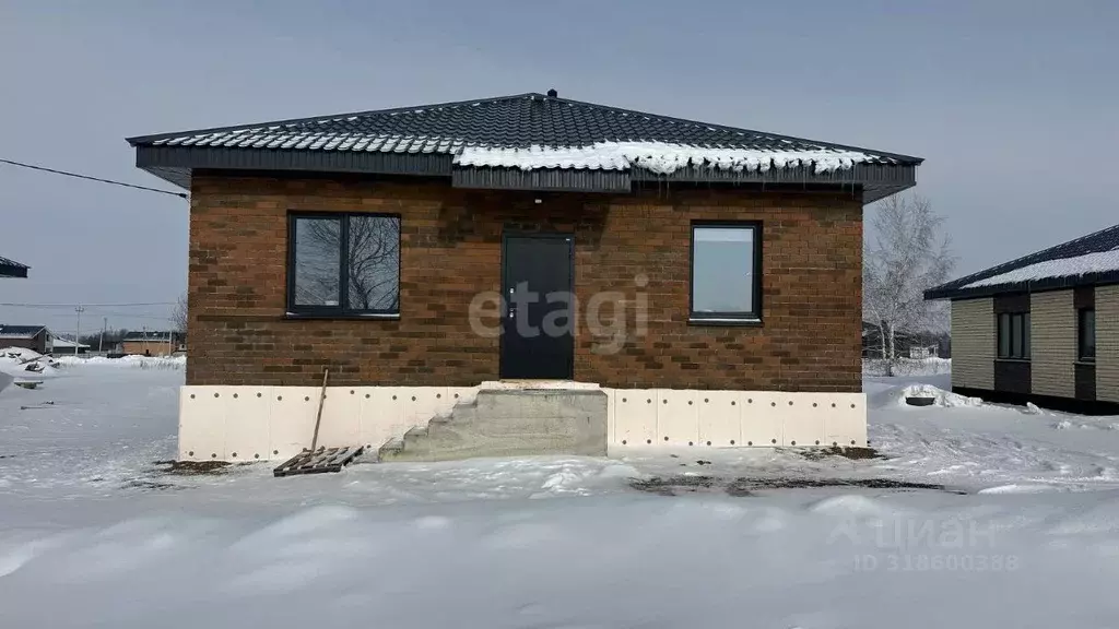 Дом в Башкортостан, Уфимский район, Русско-Юрмашский сельсовет, д. ... - Фото 1