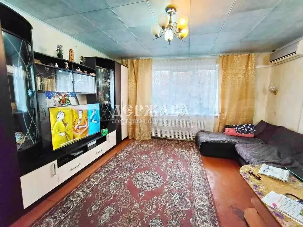 2-к. квартира, 52 м, 1/1 эт. - Фото 0