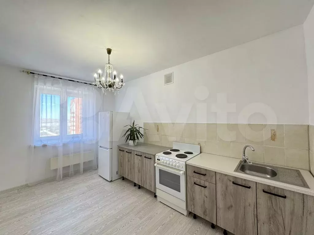 3-к. квартира, 71 м, 8/10 эт. - Фото 0