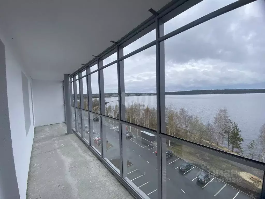 4-к кв. Карелия, Петрозаводск ул. Тапиола, 3 (88.59 м) - Фото 0