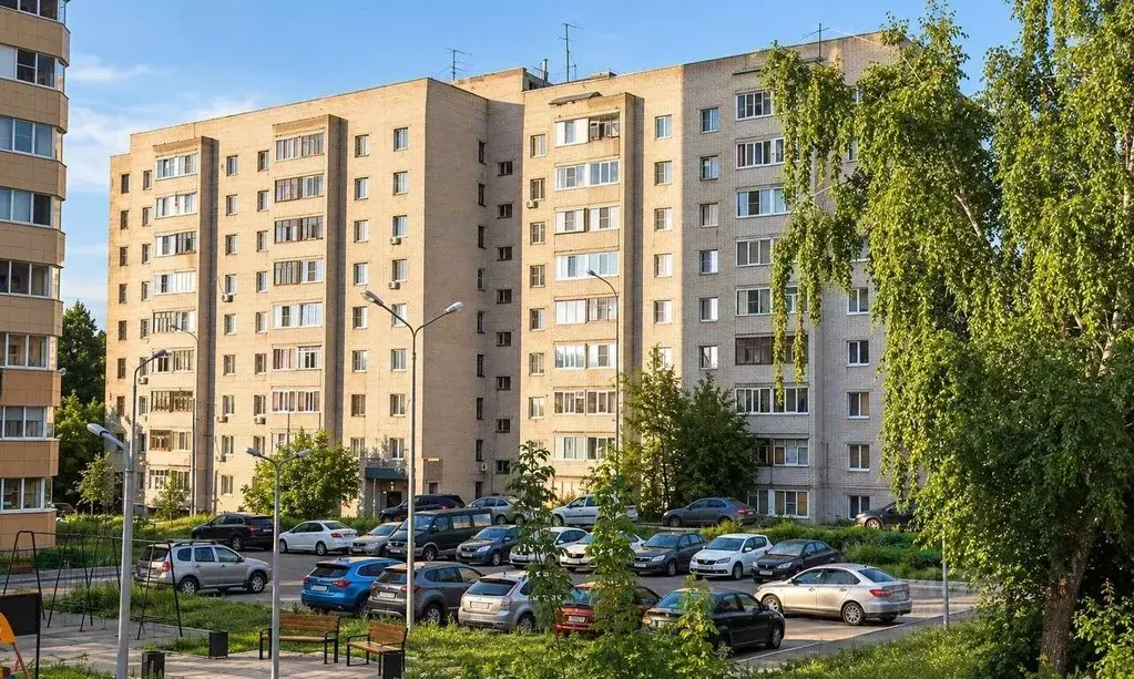 2-к кв. Татарстан, Казань ул. Железнодорожников, 15 (41.4 м) - Фото 1