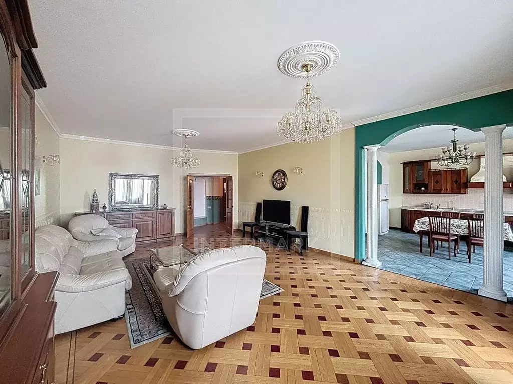 3-к кв. Москва Тверская ул., 28к2 (142.0 м) - Фото 1