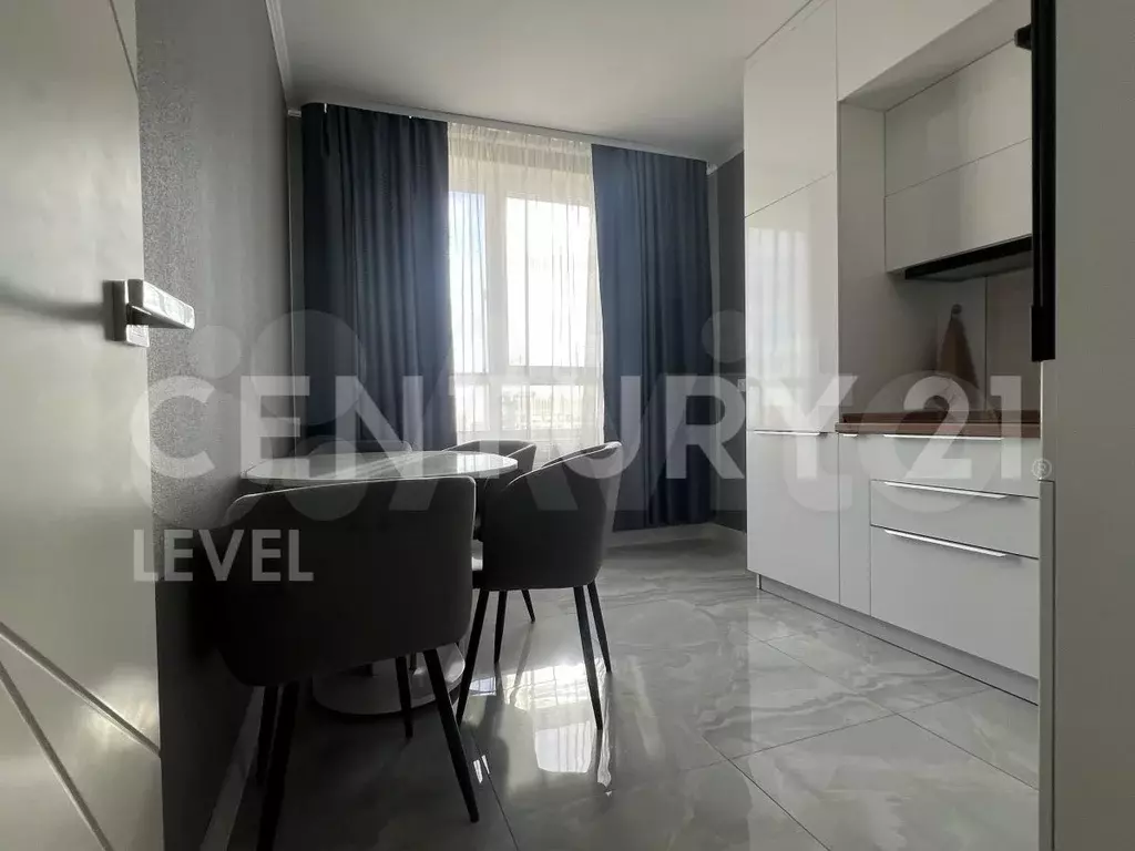 1-к. квартира, 40 м, 37/43 эт. - Фото 0
