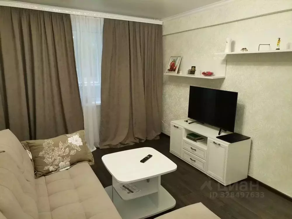 2-к кв. Саратовская область, Балаково Комсомольская ул., 37 (49.0 м) - Фото 1