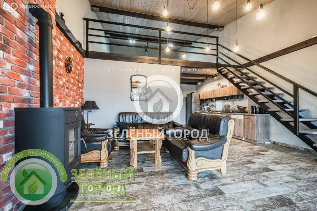 Дом в Гвардейск, улица Дзержинского, 28 (190 м) - Фото 0
