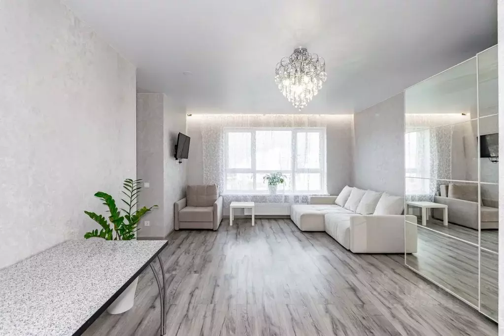 1-к кв. Свердловская область, Екатеринбург ул. Онежская, 4 (49.0 м) - Фото 2