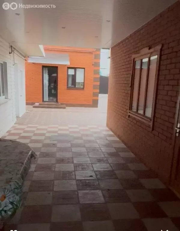 Дом в Ейск, улица Карла Маркса (130 м) - Фото 2