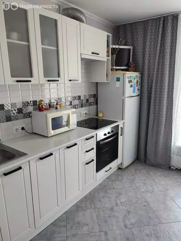 2-комнатная квартира: посёлок городского типа Стройкерамика, улица ... - Фото 1