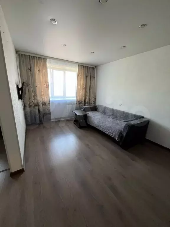 1-к. квартира, 35 м, 4/5 эт. - Фото 1