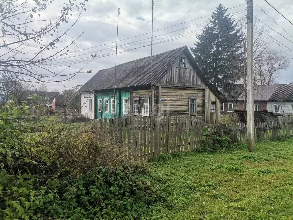 2-комнатная квартира: село Износки, улица Кирова, 3 (42 м) - Фото 0