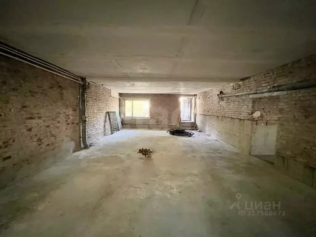 Помещение свободного назначения в Астраханская область, Астрахань ул. ... - Фото 1