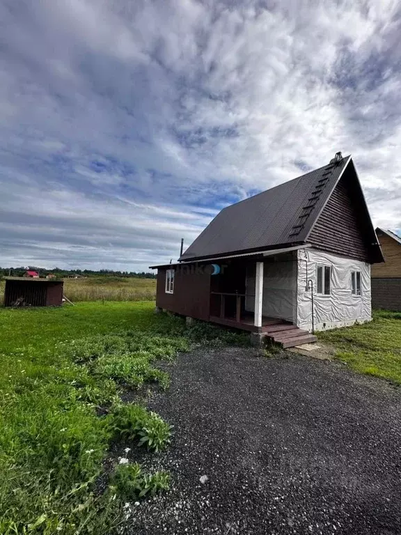 Дом в Башкортостан, Иглинский сельсовет, с. Иглино ул. Пирогова (80 м) - Фото 0