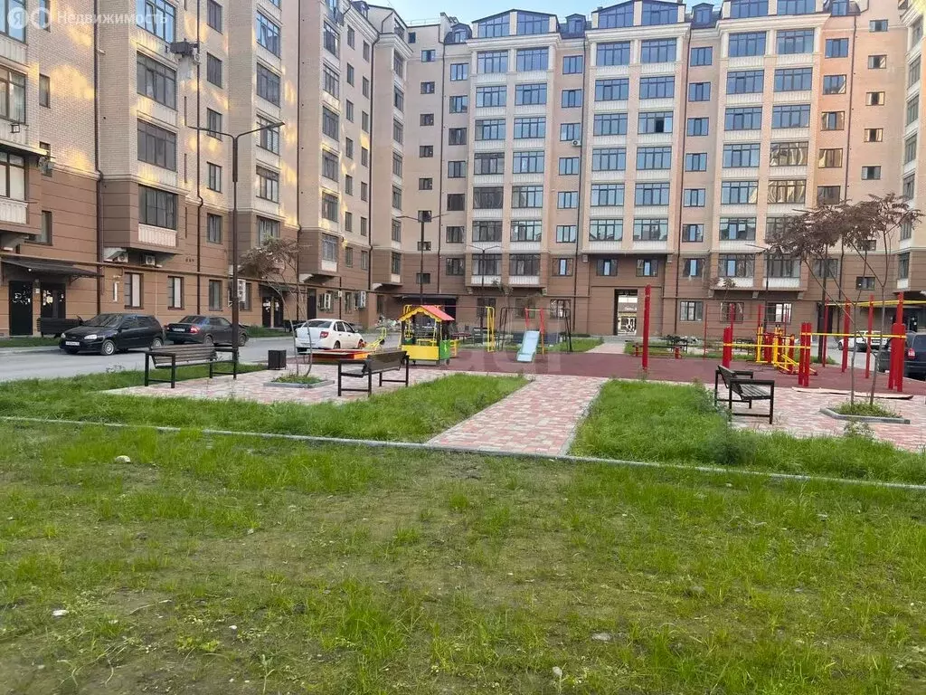 2-комнатная квартира: Владикавказ, Весенняя улица, 50А (85 м) - Фото 1