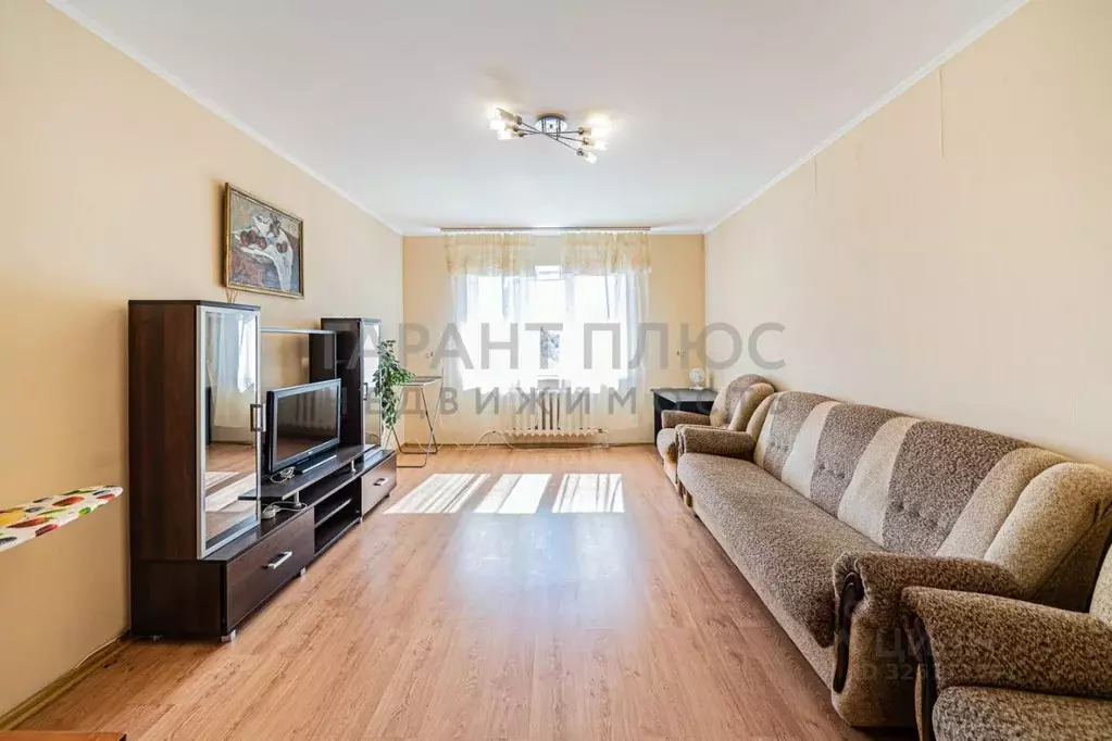 2-к кв. Липецкая область, Липецк ул. Фрунзе, 27 (75.0 м) - Фото 1