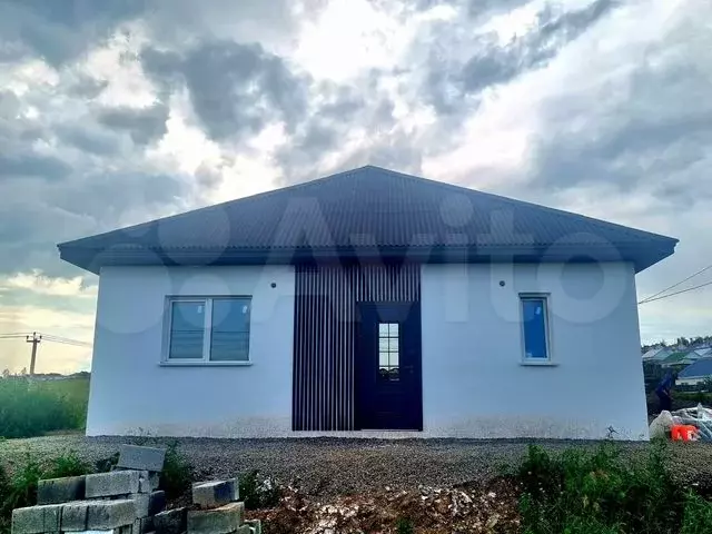 Дом 100 м на участке 6 сот. - Фото 0