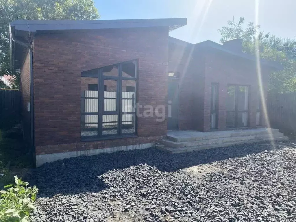 Дом в Ростовская область, Батайск ул. Фрунзе (95 м) - Фото 0