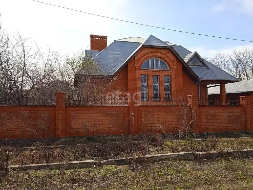 Дом в Белгородская область, Новый Оскол ул. Святых Петра и Павла (160 ... - Фото 1