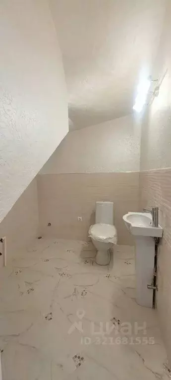 Таунхаус в Краснодарский край, Северская ст-ца ул. Казачья (66 м) - Фото 1