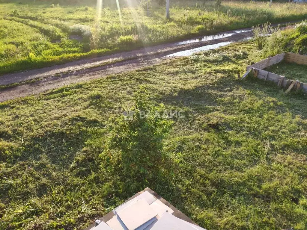 Участок в Башкортостан, Стерлитамакский район, д. Казадаевка ул. ... - Фото 1