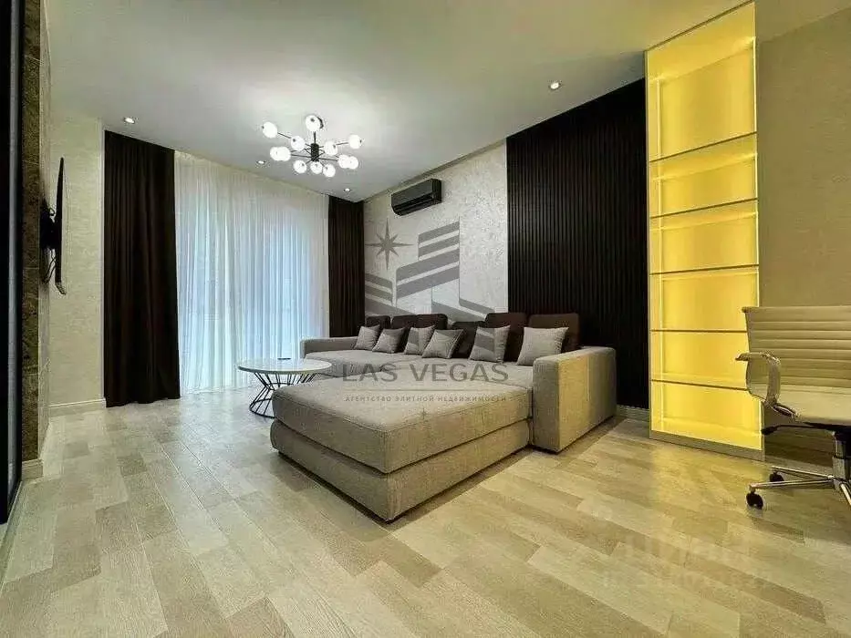 2-к кв. Татарстан, Казань ул. Чернышевского, 33 (90.0 м) - Фото 1