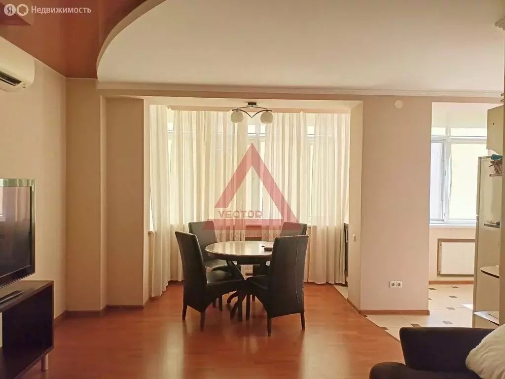 4-комнатная квартира: Севастополь, улица Руднева, 28 (136 м) - Фото 1