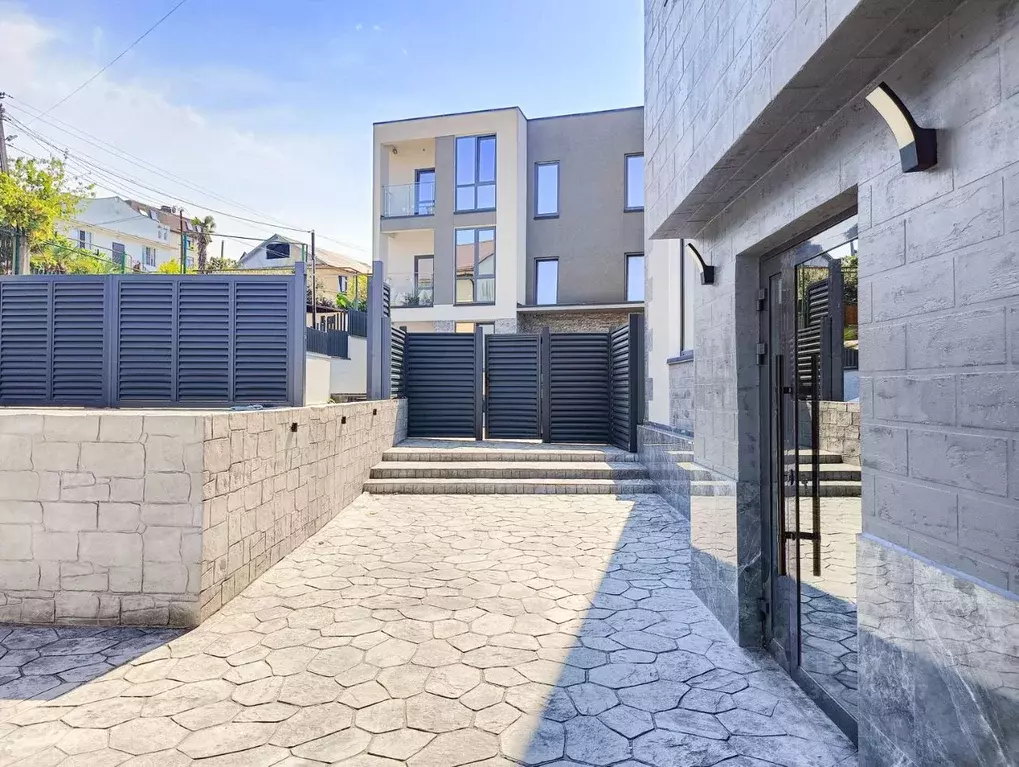 Дом в Краснодарский край, Сочи ул. Тюленина, 7 (294 м) - Фото 1