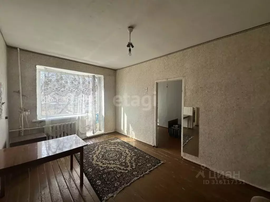 2-к кв. Челябинская область, Каслинский район, Вишневогорск рп ... - Фото 0