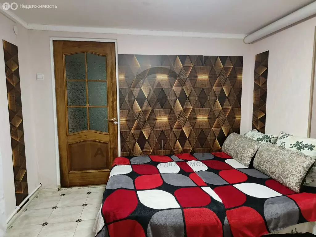 2-комнатная квартира: посёлок городского типа Джубга, Портовая улица, ... - Фото 1