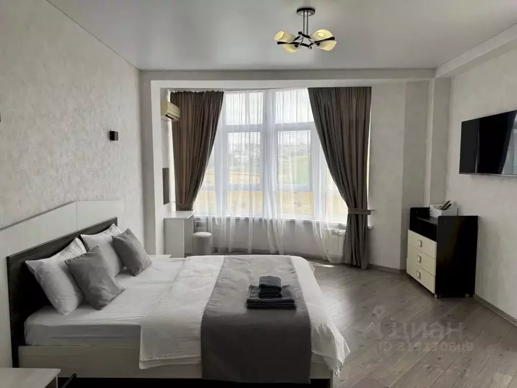 1-к кв. Краснодарский край, Геленджик Крымская ул., 19к10 (69.0 м) - Фото 0