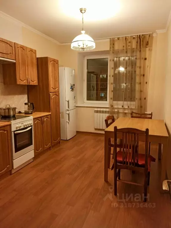 3-к кв. Москва, Москва, Московский г. 3-й мкр, 10 (84.0 м) - Фото 0