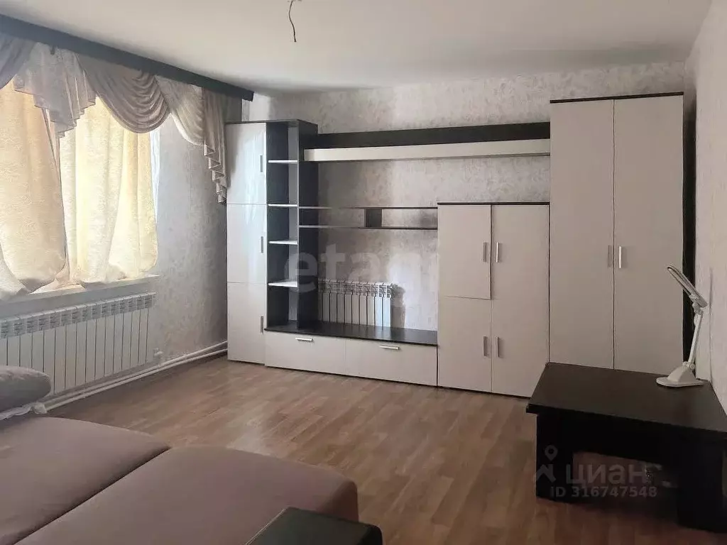2-к кв. Ярославская область, Гаврилов-Ям ул. Чапаева, 6 (41.4 м) - Фото 0