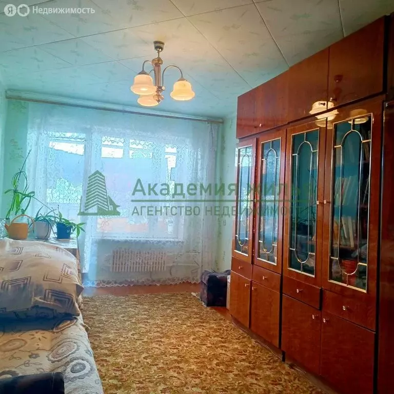3-комнатная квартира: Саратов, Тульская улица, 33 (57 м) - Фото 1