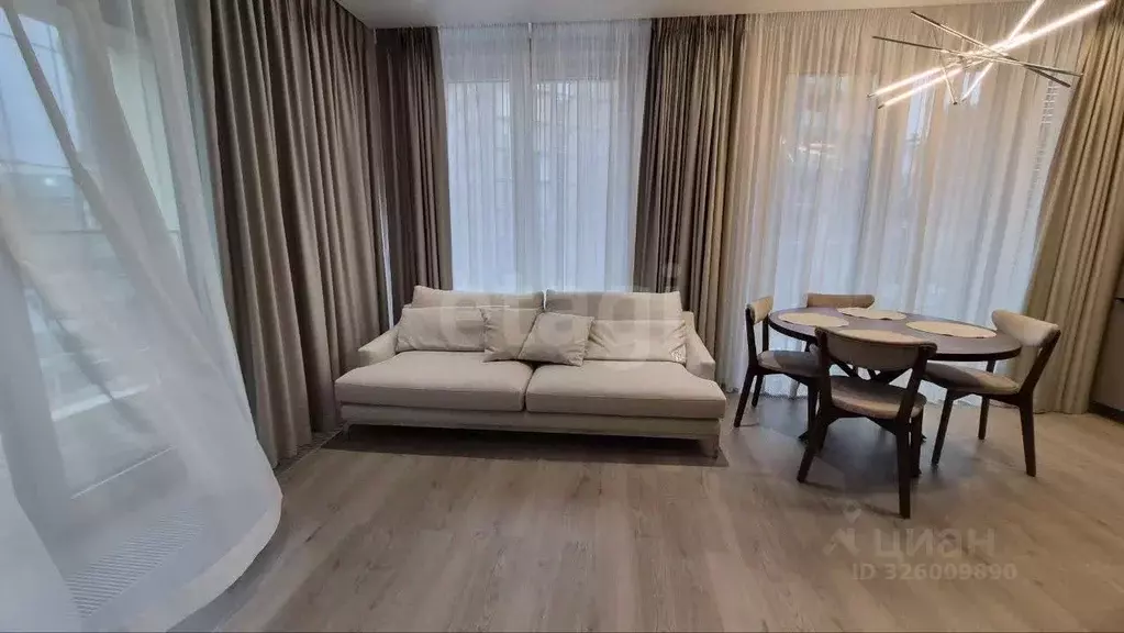 1-к кв. Тюменская область, Тюмень Первомайская ул., 1А (53.9 м) - Фото 1