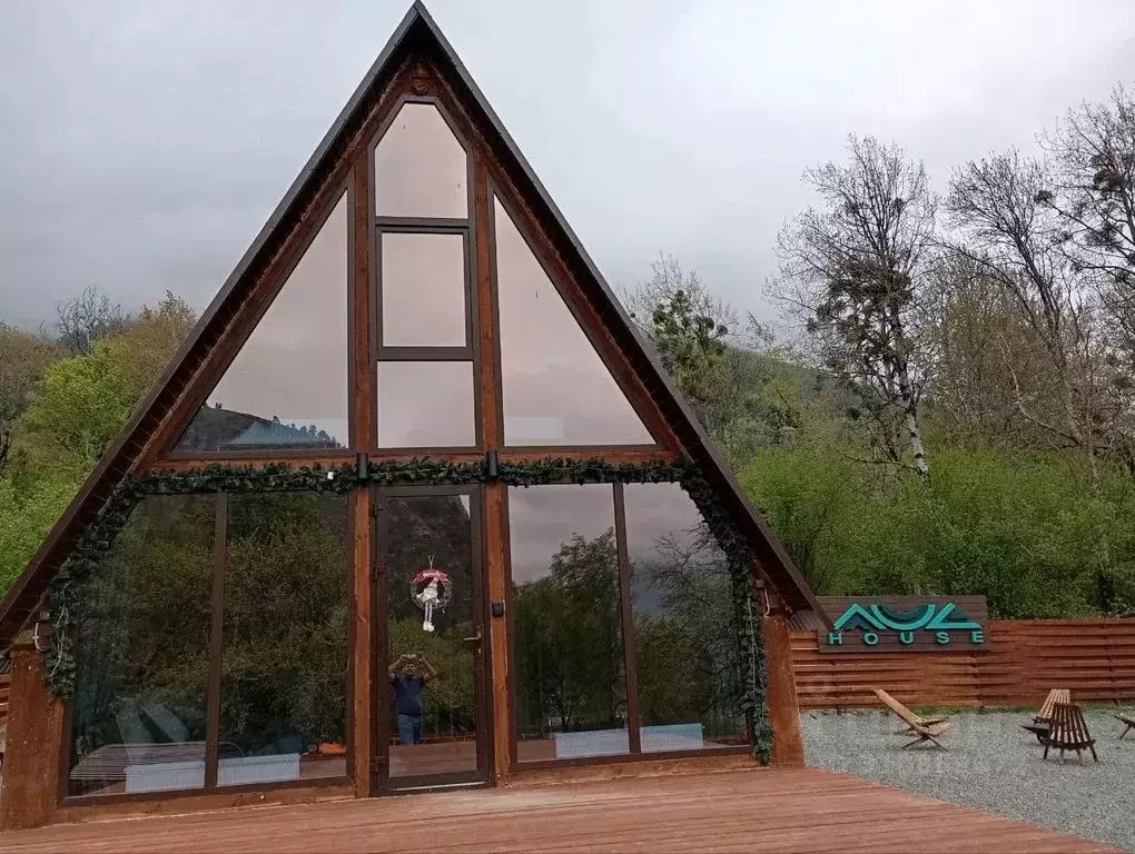 Дом в Карачаево-Черкесия, Теберда Карачаевский городской округ, ... - Фото 1