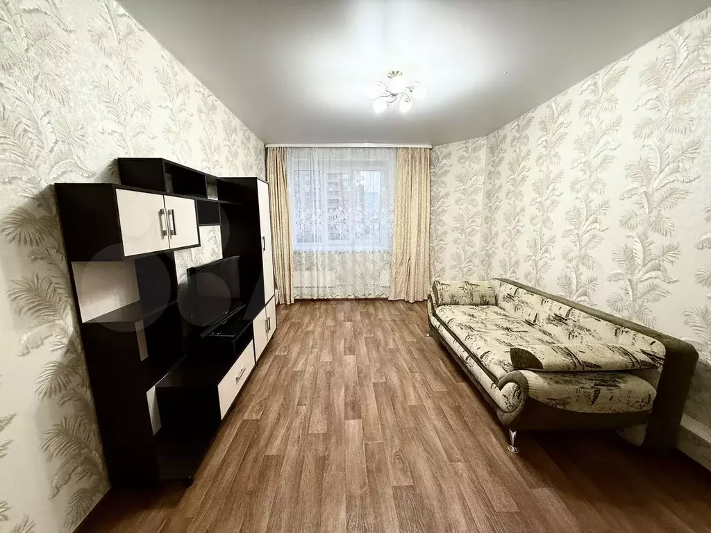 1-к. квартира, 42 м, 3/19 эт. - Фото 0