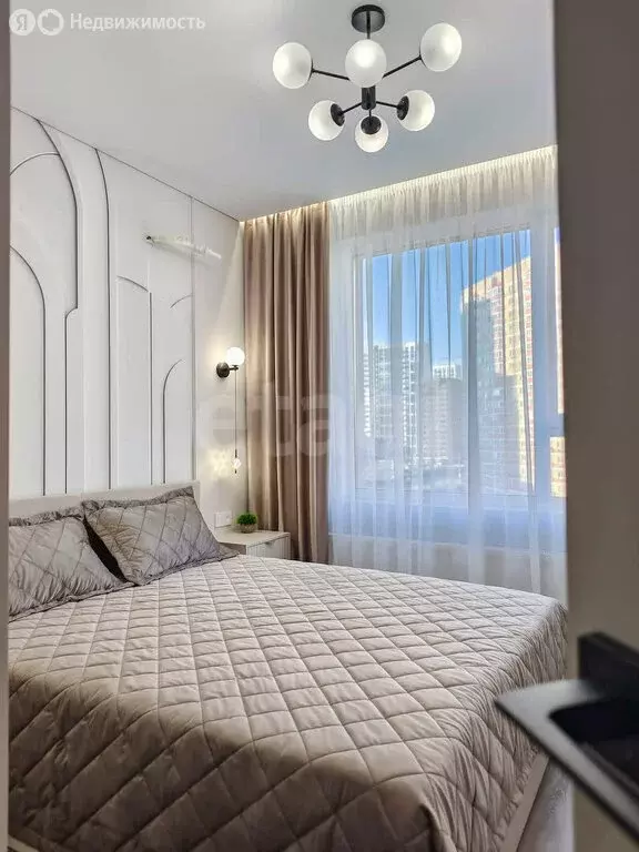 1-комнатная квартира: Тюмень, улица Василия Подшибякина, 11 (38.2 м) - Фото 2