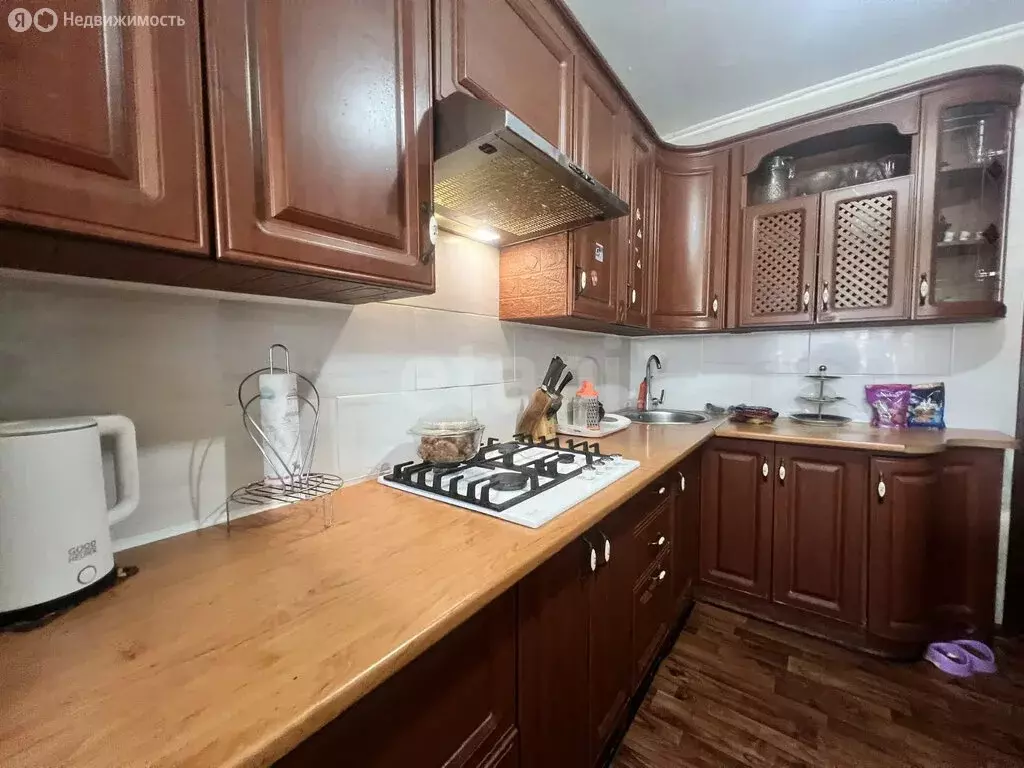 2-комнатная квартира: Симферополь, улица Крупской, 5/9 (50 м) - Фото 1