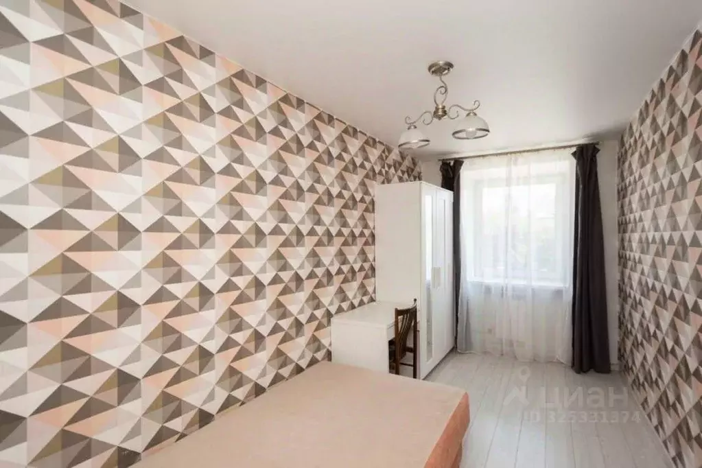 3-к кв. Иркутская область, Иркутск Байкальская ул., 104 (56.0 м) - Фото 1