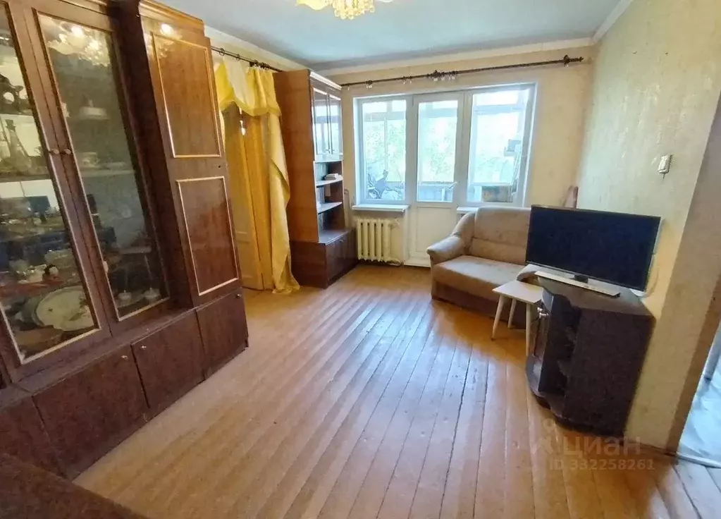 2-к кв. Ленинградская область, Луга просп. Кирова, 91 (45.0 м) - Фото 2