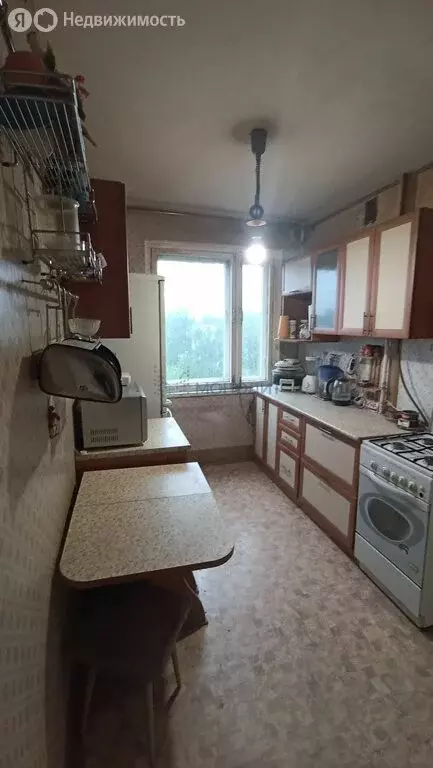 3-комнатная квартира: Нижний Новгород, 6-й микрорайон Автозавода, 29 ... - Фото 0