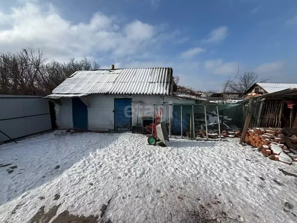 Дом в Белгородская область, Валуйский муниципальный округ, с. ... - Фото 1