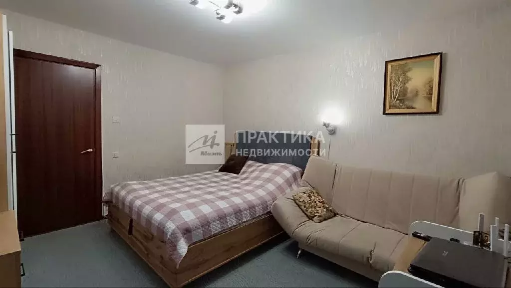 Продается 1-комнатная квартира - Фото 1